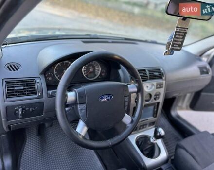 Форд Мондео 2002 в Черновцах на Automoto.ua Серый Форд Мондео, объемом двигателя 1.8 л и пробегом 271 тыс. км за 2600 $, фото 26 на Automoto.ua