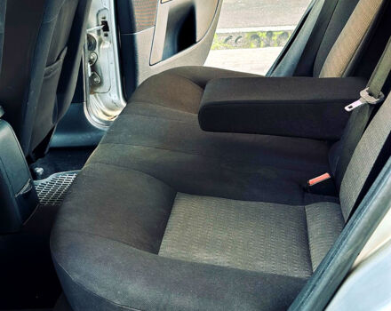 Серый Форд Мондео, объемом двигателя 2 л и пробегом 260 тыс. км за 2800 $, фото 9 на Automoto.ua