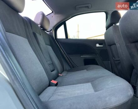 Форд Мондео 2002 в Черновцах на Automoto.ua Серый Форд Мондео, объемом двигателя 1.8 л и пробегом 271 тыс. км за 2600 $, фото 32 на Automoto.ua