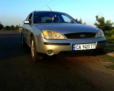 Сірий Форд Мондео, об'ємом двигуна 2 л та пробігом 331 тис. км за 3800 $, фото 1 на Automoto.ua