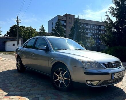 Сірий Форд Мондео, об'ємом двигуна 2 л та пробігом 275 тис. км за 4399 $, фото 1 на Automoto.ua