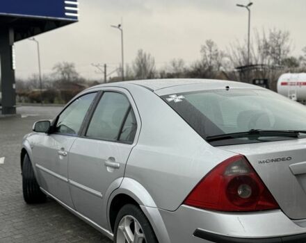 Сірий Форд Мондео, об'ємом двигуна 2 л та пробігом 268 тис. км за 1900 $, фото 3 на Automoto.ua