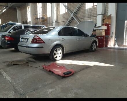 Сірий Форд Мондео, об'ємом двигуна 2 л та пробігом 300 тис. км за 1350 $, фото 2 на Automoto.ua