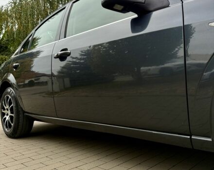 Сірий Форд Мондео, об'ємом двигуна 2 л та пробігом 261 тис. км за 4200 $, фото 8 на Automoto.ua