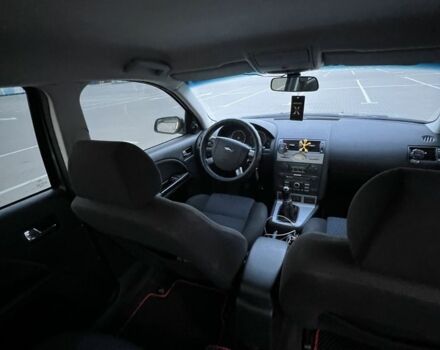 Форд Мондео 2006 в Сумах на Automoto.ua Серый Форд Мондео, объемом двигателя 2 л и пробегом 149 тыс. км за 5700 $, фото 6 на Automoto.ua