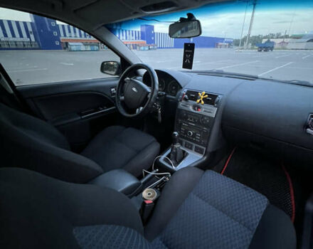 Форд Мондео 2006 в Сумах на Automoto.ua Серый Форд Мондео, объемом двигателя 2 л и пробегом 149 тыс. км за 5200 $, фото 6 на Automoto.ua