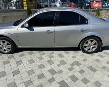 Серый Форд Мондео, объемом двигателя 2 л и пробегом 440 тыс. км за 3650 $, фото 7 на Automoto.ua