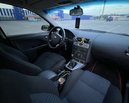 Форд Мондео 2006 в Сумах на Automoto.ua Серый Форд Мондео, объемом двигателя 2 л и пробегом 149 тыс. км за 5700 $, фото 7 на Automoto.ua