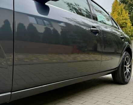 Сірий Форд Мондео, об'ємом двигуна 2 л та пробігом 261 тис. км за 4200 $, фото 9 на Automoto.ua