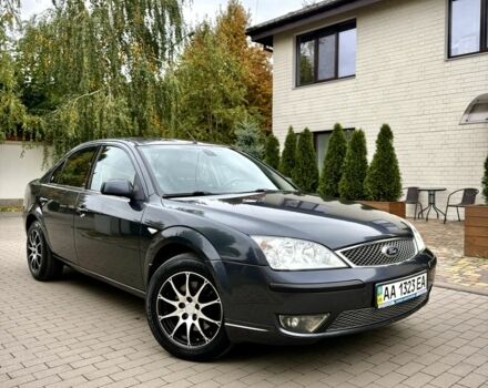 Сірий Форд Мондео, об'ємом двигуна 2 л та пробігом 261 тис. км за 4200 $, фото 1 на Automoto.ua