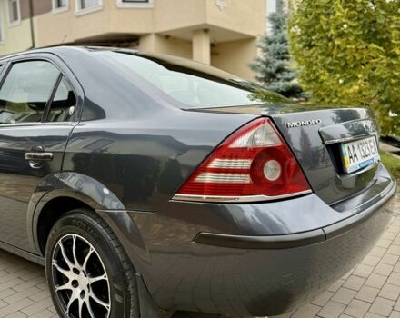 Сірий Форд Мондео, об'ємом двигуна 2 л та пробігом 261 тис. км за 4200 $, фото 3 на Automoto.ua