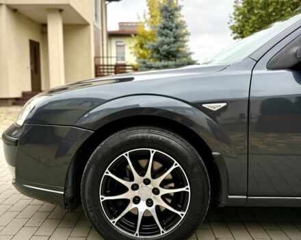 Сірий Форд Мондео, об'ємом двигуна 2 л та пробігом 261 тис. км за 4200 $, фото 6 на Automoto.ua