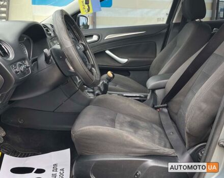 Серый Форд Мондео, объемом двигателя 2 л и пробегом 291 тыс. км за 6600 $, фото 9 на Automoto.ua