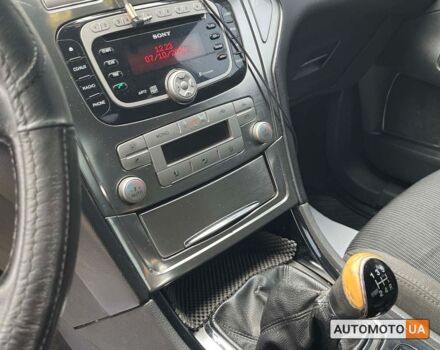 Серый Форд Мондео, объемом двигателя 2 л и пробегом 291 тыс. км за 6600 $, фото 13 на Automoto.ua