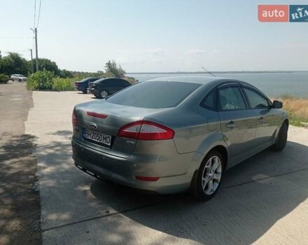 Сірий Форд Мондео, об'ємом двигуна 1.8 л та пробігом 140 тис. км за 6300 $, фото 4 на Automoto.ua