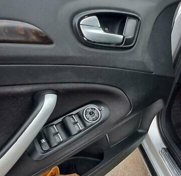 Серый Форд Мондео, объемом двигателя 2.3 л и пробегом 235 тыс. км за 6200 $, фото 12 на Automoto.ua