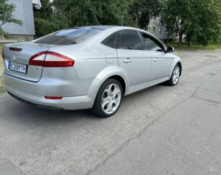 Сірий Форд Мондео, об'ємом двигуна 2 л та пробігом 250 тис. км за 5800 $, фото 2 на Automoto.ua