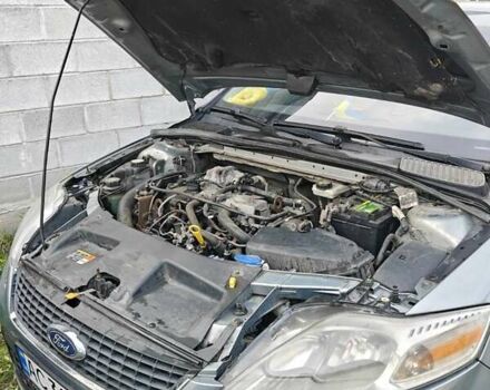 Серый Форд Мондео, объемом двигателя 2 л и пробегом 385 тыс. км за 5000 $, фото 4 на Automoto.ua