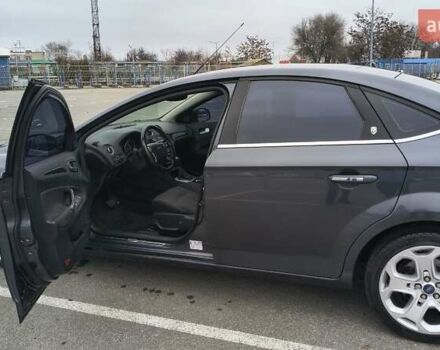 Серый Форд Мондео, объемом двигателя 2.3 л и пробегом 238 тыс. км за 5900 $, фото 3 на Automoto.ua