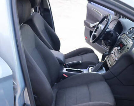 Сірий Форд Мондео, об'ємом двигуна 2.3 л та пробігом 173 тис. км за 7000 $, фото 49 на Automoto.ua