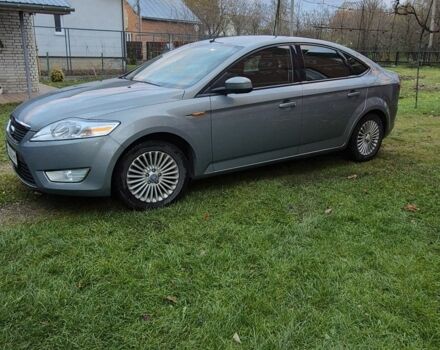 Серый Форд Мондео, объемом двигателя 1.8 л и пробегом 150 тыс. км за 6500 $, фото 1 на Automoto.ua