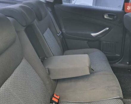 Серый Форд Мондео, объемом двигателя 2.3 л и пробегом 238 тыс. км за 5900 $, фото 13 на Automoto.ua