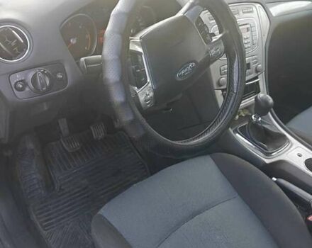 Серый Форд Мондео, объемом двигателя 2 л и пробегом 385 тыс. км за 5000 $, фото 28 на Automoto.ua