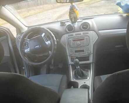 Серый Форд Мондео, объемом двигателя 2 л и пробегом 385 тыс. км за 5000 $, фото 16 на Automoto.ua