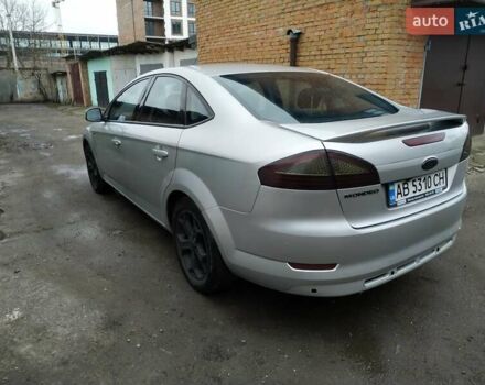 Сірий Форд Мондео, об'ємом двигуна 2.26 л та пробігом 267 тис. км за 4999 $, фото 3 на Automoto.ua