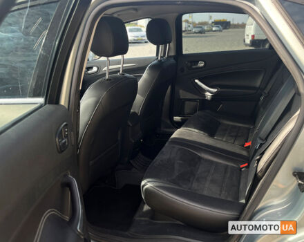 Серый Форд Мондео, объемом двигателя 2.2 л и пробегом 121 тыс. км за 9000 $, фото 28 на Automoto.ua