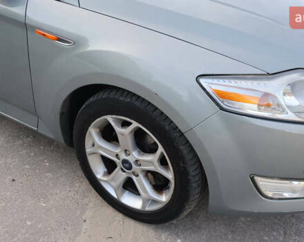 Сірий Форд Мондео, об'ємом двигуна 2.3 л та пробігом 173 тис. км за 7000 $, фото 27 на Automoto.ua