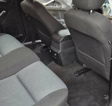 Сірий Форд Мондео, об'ємом двигуна 1.8 л та пробігом 150 тис. км за 6500 $, фото 5 на Automoto.ua