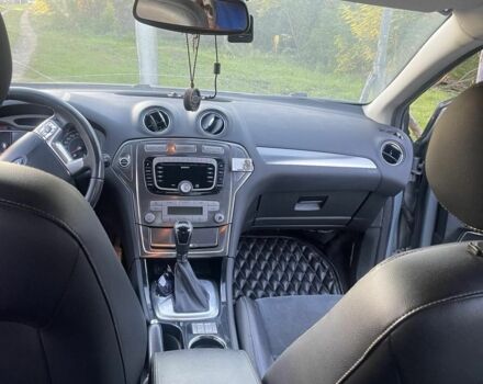 Сірий Форд Мондео, об'ємом двигуна 2 л та пробігом 317 тис. км за 5700 $, фото 9 на Automoto.ua