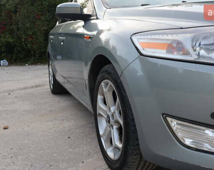 Сірий Форд Мондео, об'ємом двигуна 2.3 л та пробігом 173 тис. км за 7000 $, фото 28 на Automoto.ua