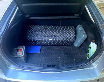 Сірий Форд Мондео, об'ємом двигуна 1.8 л та пробігом 260 тис. км за 5600 $, фото 2 на Automoto.ua