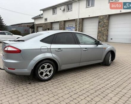 Сірий Форд Мондео, об'ємом двигуна 1.75 л та пробігом 400 тис. км за 6300 $, фото 3 на Automoto.ua