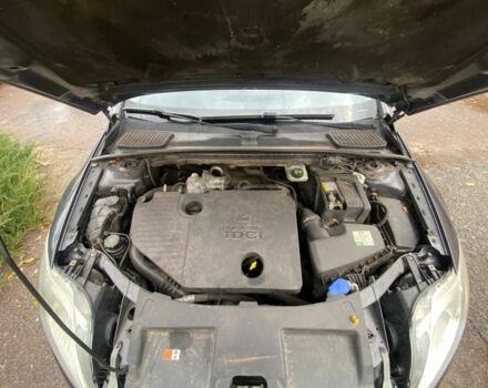 Серый Форд Мондео, объемом двигателя 0 л и пробегом 334 тыс. км за 5300 $, фото 9 на Automoto.ua