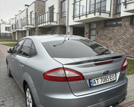 Сірий Форд Мондео, об'ємом двигуна 1.75 л та пробігом 400 тис. км за 6300 $, фото 5 на Automoto.ua