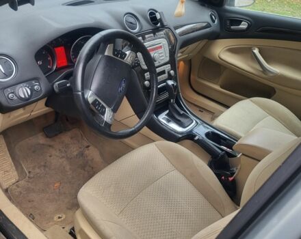 Серый Форд Мондео, объемом двигателя 2 л и пробегом 170 тыс. км за 3900 $, фото 4 на Automoto.ua