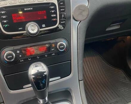 Серый Форд Мондео, объемом двигателя 2 л и пробегом 145 тыс. км за 9700 $, фото 4 на Automoto.ua