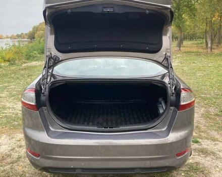 Форд Мондео 2012 в Черкассах на Automoto.ua Серый Форд Мондео, объемом двигателя 1.6 л и пробегом 155 тыс. км за 7000 $, фото 9 на Automoto.ua