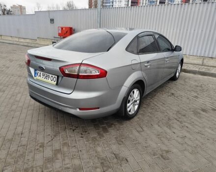 Сірий Форд Мондео, об'ємом двигуна 1.6 л та пробігом 219 тис. км за 6500 $, фото 3 на Automoto.ua