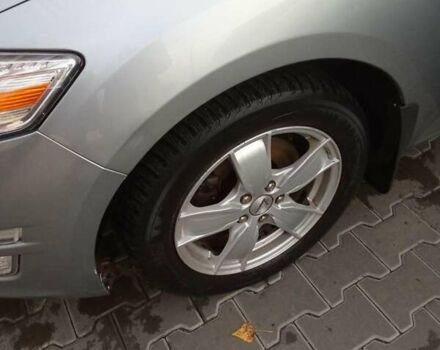 Серый Форд Мондео, объемом двигателя 2 л и пробегом 180 тыс. км за 10000 $, фото 12 на Automoto.ua