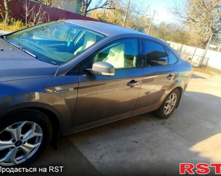 Серый Форд Мондео, объемом двигателя 1.6 л и пробегом 220 тыс. км за 5900 $, фото 5 на Automoto.ua