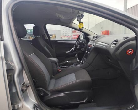 Сірий Форд Мондео, об'ємом двигуна 1.6 л та пробігом 219 тис. км за 6500 $, фото 11 на Automoto.ua