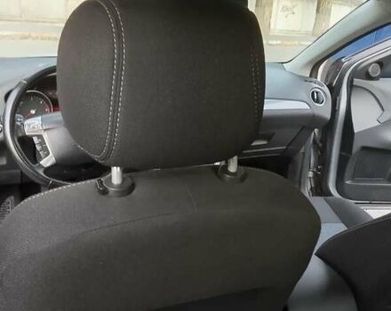 Серый Форд Мондео, объемом двигателя 2 л и пробегом 180 тыс. км за 10000 $, фото 16 на Automoto.ua