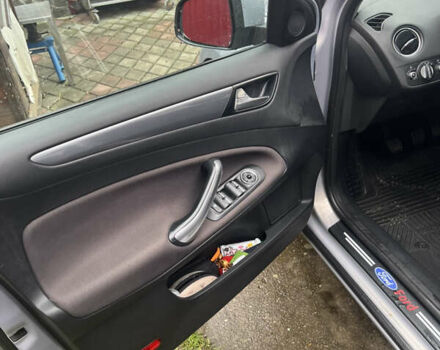 Серый Форд Мондео, объемом двигателя 1.6 л и пробегом 162 тыс. км за 7800 $, фото 7 на Automoto.ua