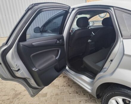 Сірий Форд Мондео, об'ємом двигуна 1.6 л та пробігом 219 тис. км за 6500 $, фото 14 на Automoto.ua