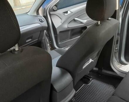 Серый Форд Мондео, объемом двигателя 2 л и пробегом 180 тыс. км за 10000 $, фото 19 на Automoto.ua