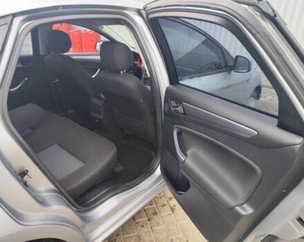 Сірий Форд Мондео, об'ємом двигуна 1.6 л та пробігом 219 тис. км за 6500 $, фото 12 на Automoto.ua